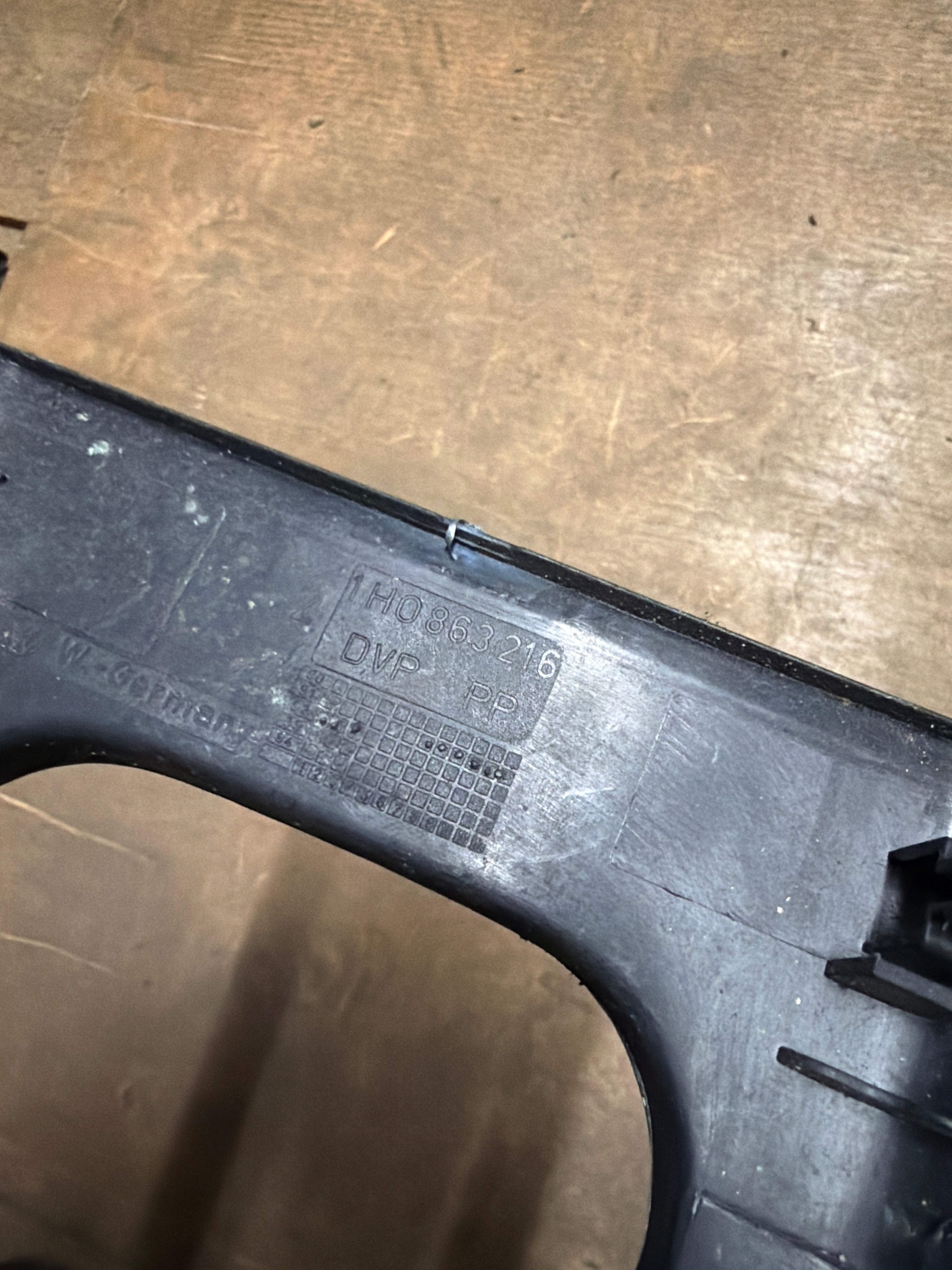 1H0863216 VW Golf 3 Schaltkulisse Mittelkonsole Abdeckung