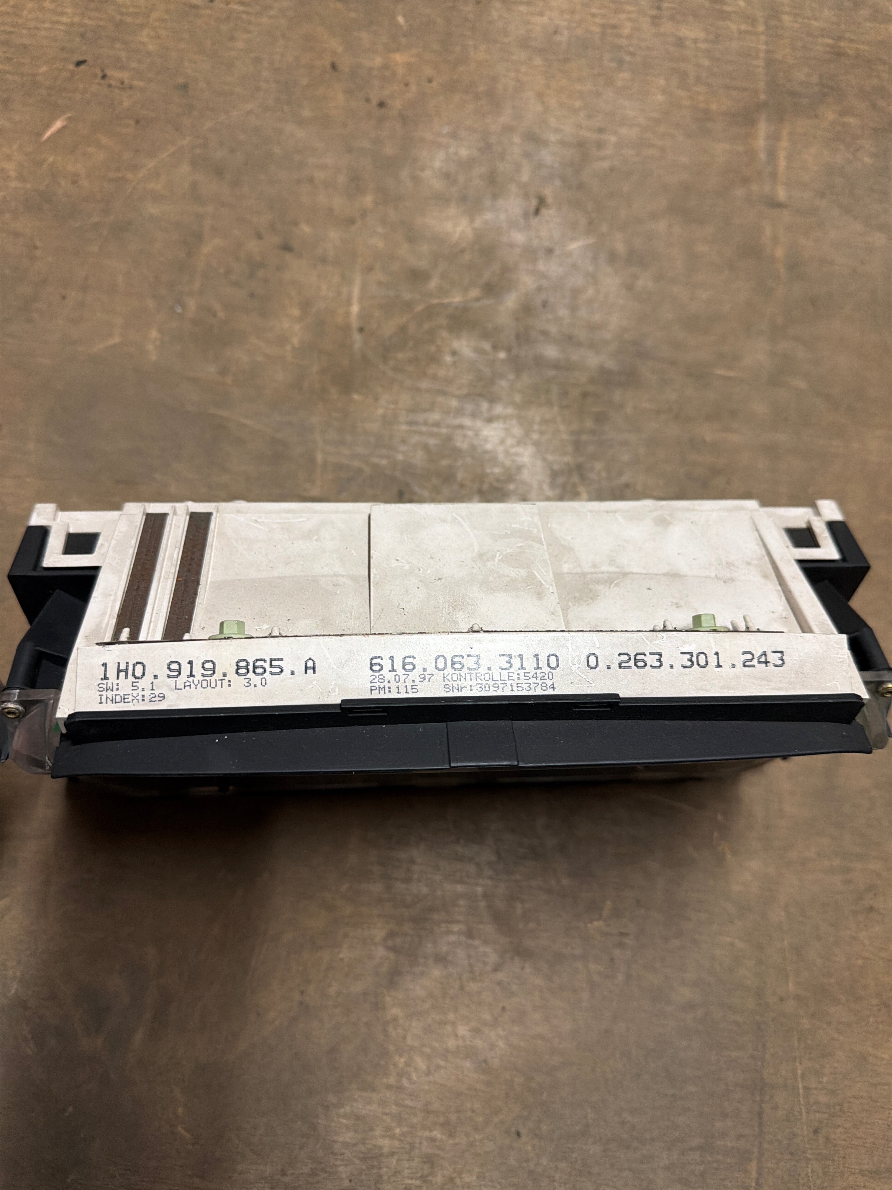 1H0919865A Tacho Kombiinstrument Original Volkswagen