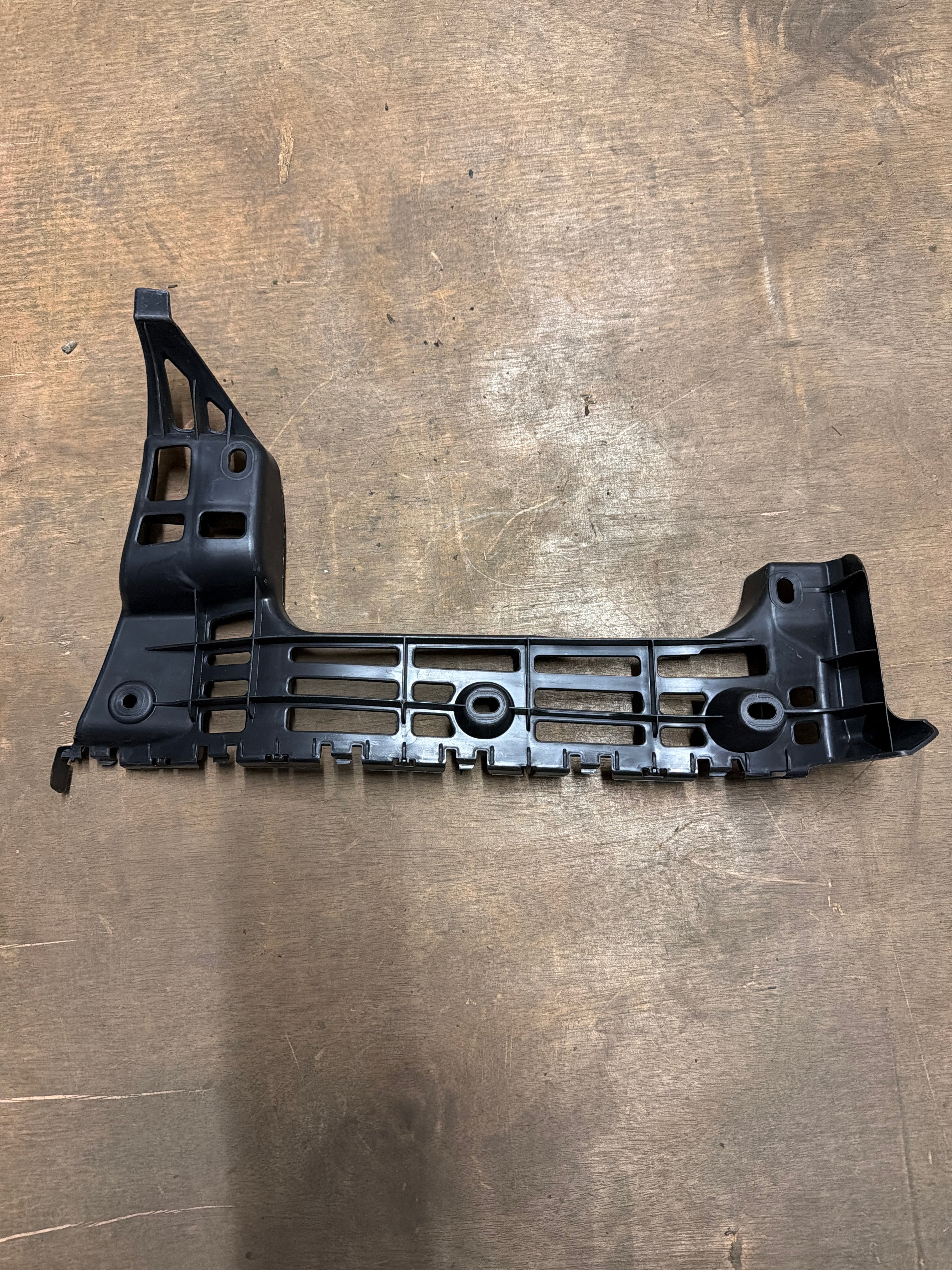 2K3807393 VW Volkswagen Halterung Stoßfänger Original