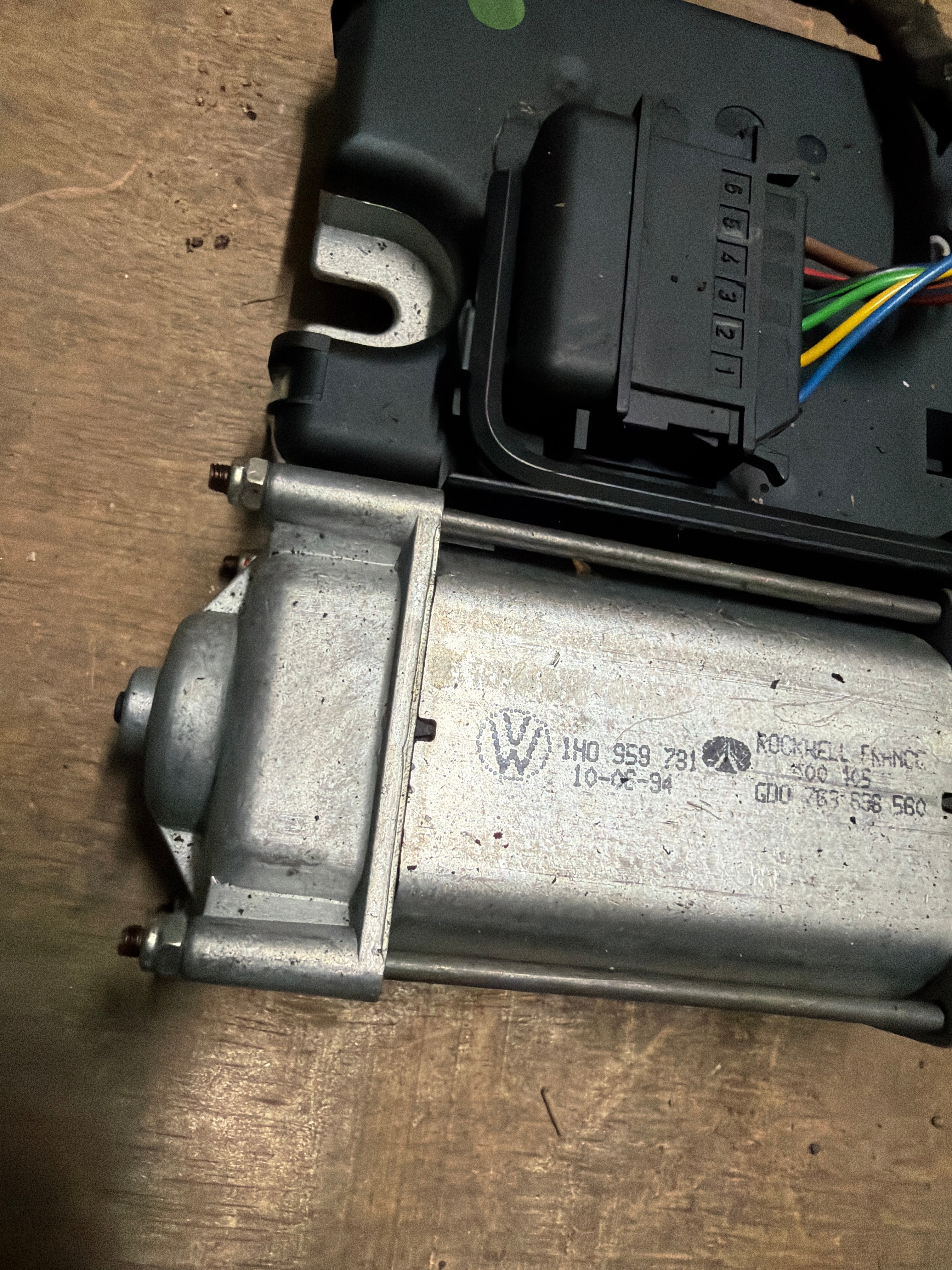 1H0959731 VW Golf 3 Schiebedachmotor Original Volkswagen