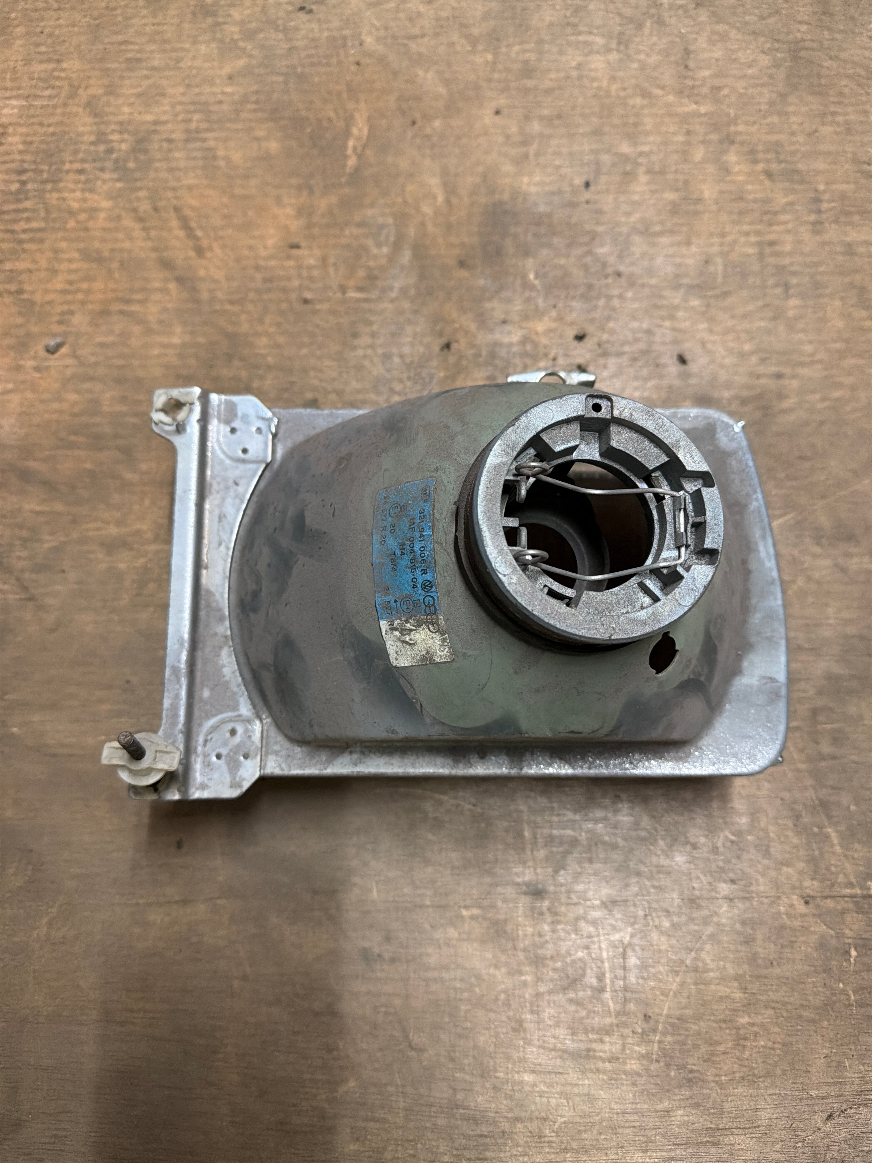 321941006 VW Passat Scheinwerfer Frontscheinwerfer Original